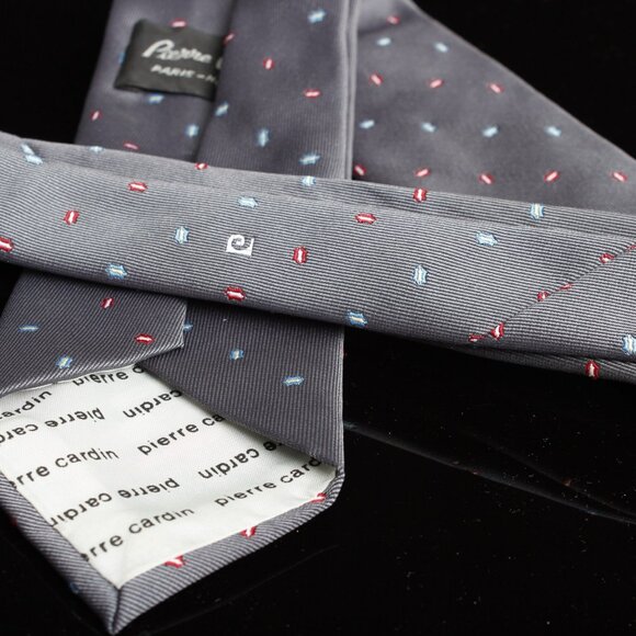 Vintage Pierre Cardin Mens Tie Gray With Red & Blue Abstract Pattern - Picture 3 of 5